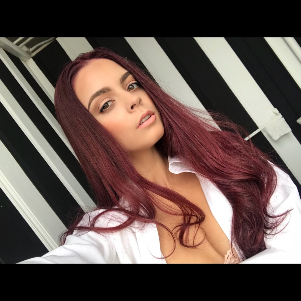 Meet your Posher, Brianne